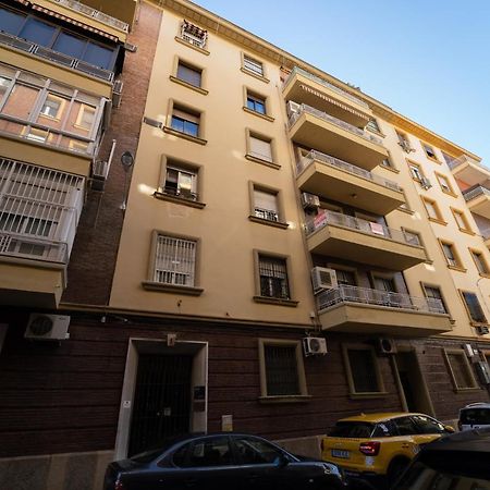 Larra Nervion Subway Tranvia Apartment Sevilla Exterior foto