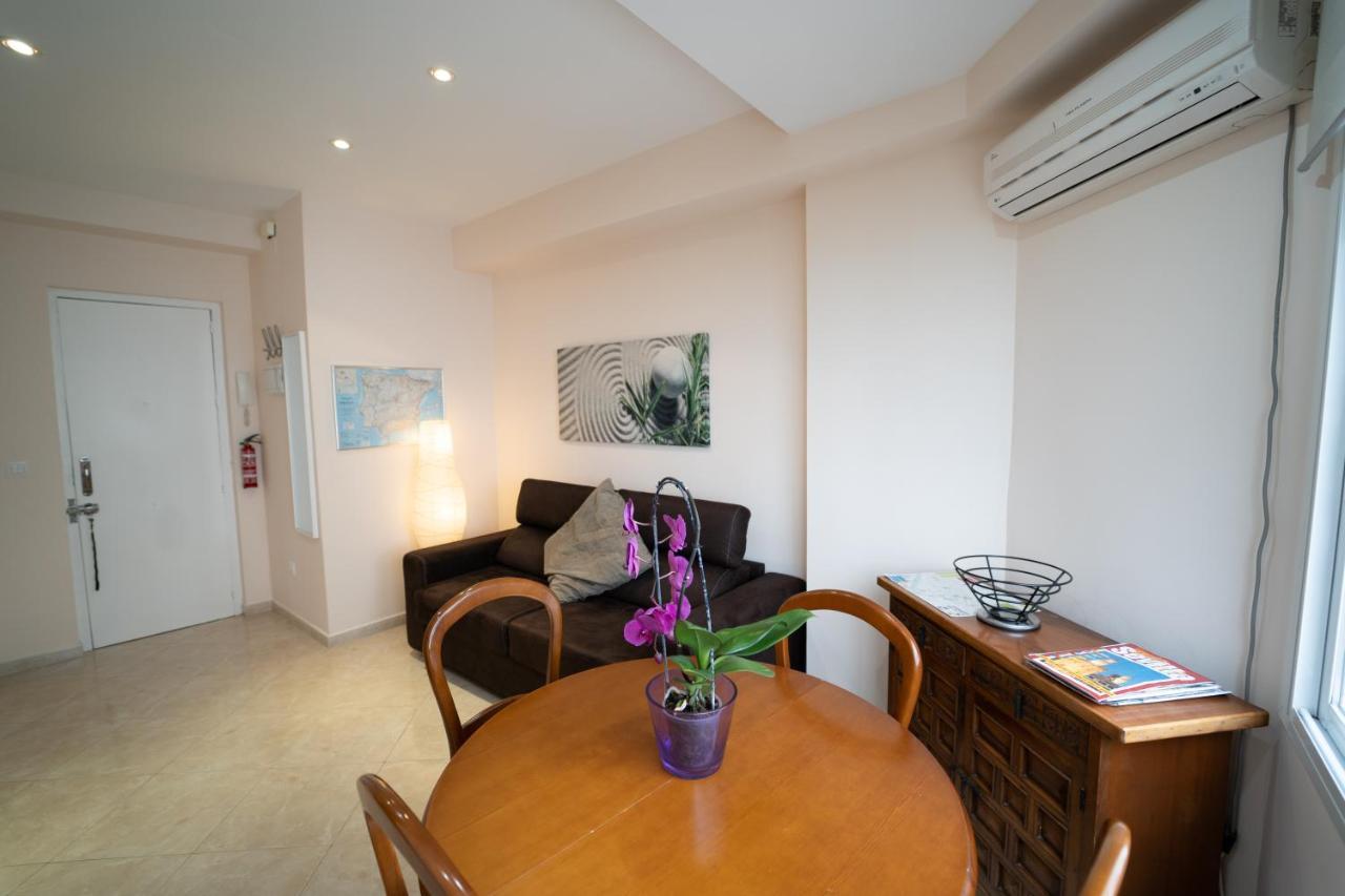 Larra Nervion Subway Tranvia Apartment Sevilla Exterior foto