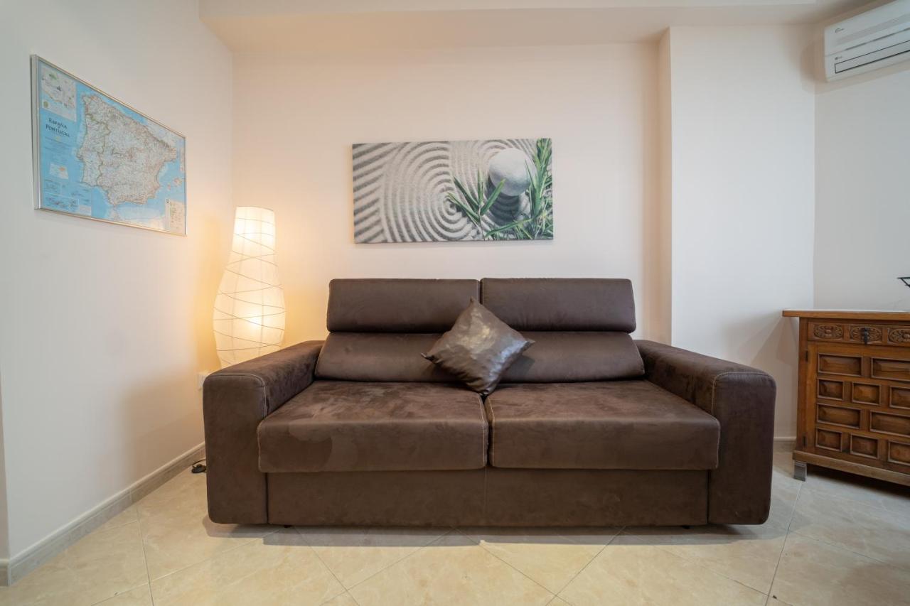 Larra Nervion Subway Tranvia Apartment Sevilla Exterior foto